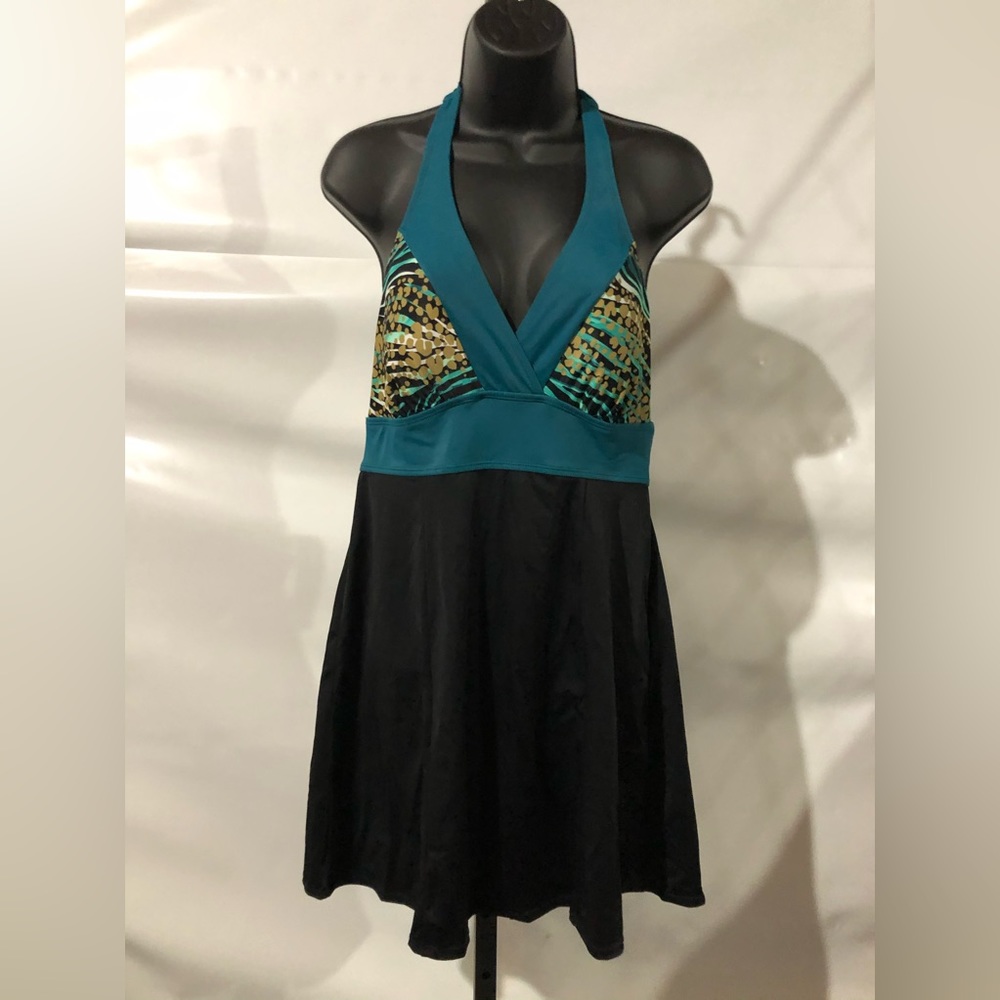 Women’s 1 Piece Swim Dress Swimsuit Size Medium